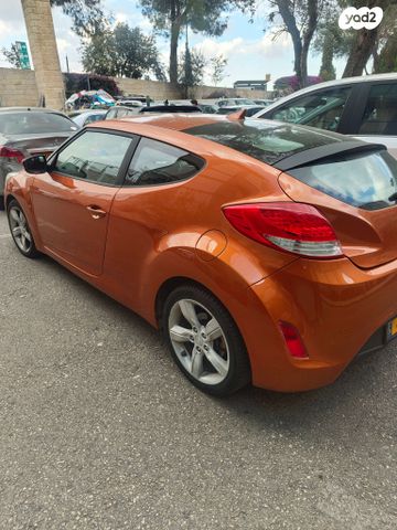 מודעת רכב יונדאי ולוסטר