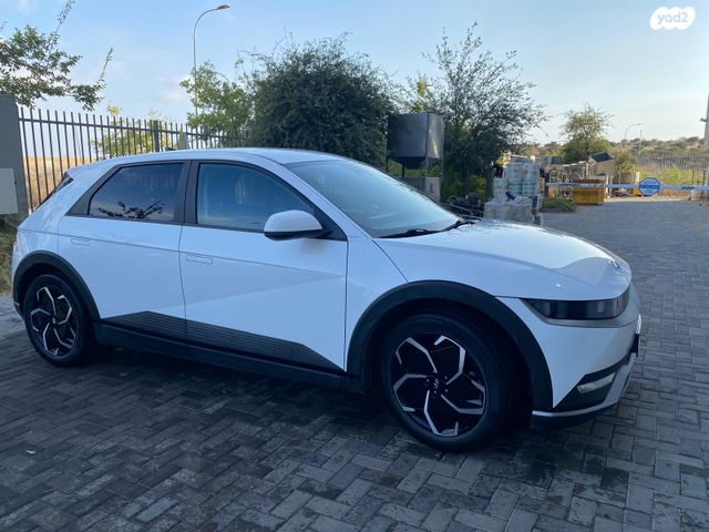 יונדאי איוניק 5