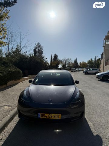טסלה מודל 3