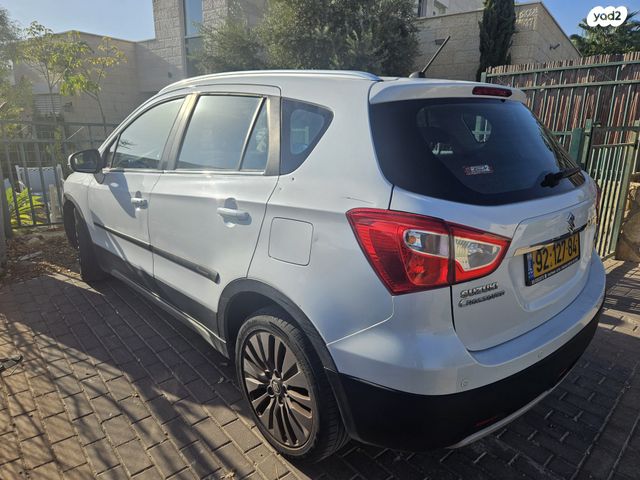 סוזוקי קרוסאובר