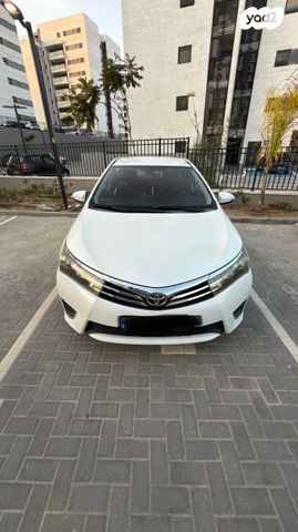 מודעת רכב טויוטה קורולה