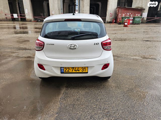 יונדאי i10