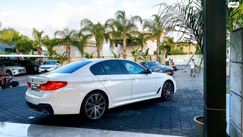 מודעת רכב ב מ וו סדרה 5