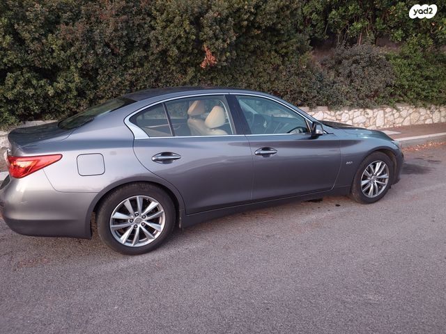 אינפיניטי Q50