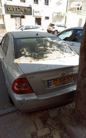 טויוטה קורולה