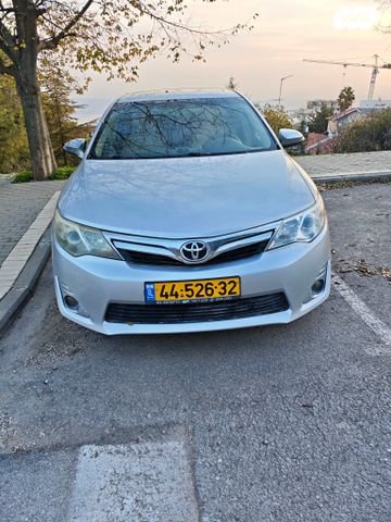 מודעת רכב טויוטה קאמרי