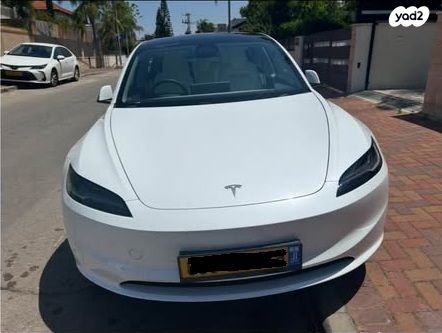 מודעת רכב טסלה מודל 3