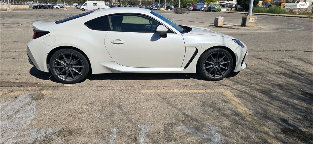 מודעת רכב סובארו BRZ