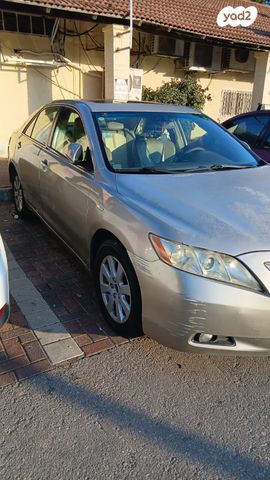 טויוטה קאמרי