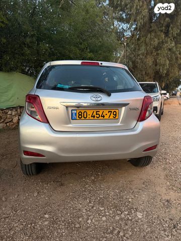 טויוטה יאריס