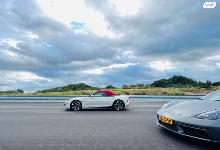 מודעת רכב אם ג'י סייברסטר