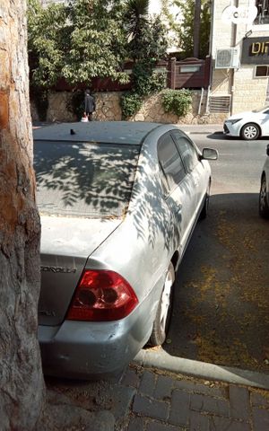 טויוטה קורולה