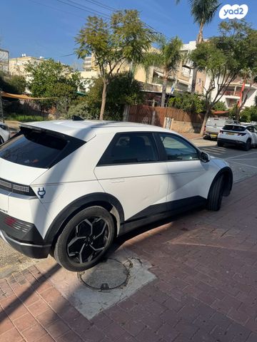 יונדאי איוניק 5