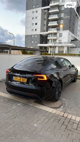 מודעת רכב טסלה מודל 3