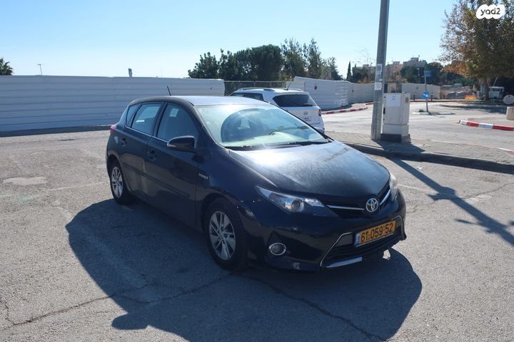 טויוטה אוריס