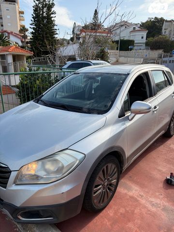 סוזוקי קרוסאובר