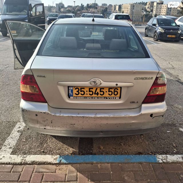 טויוטה קורולה