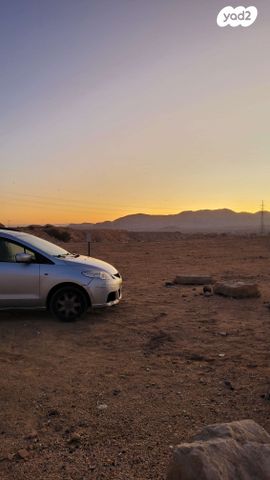 מודעת רכב מאזדה 5