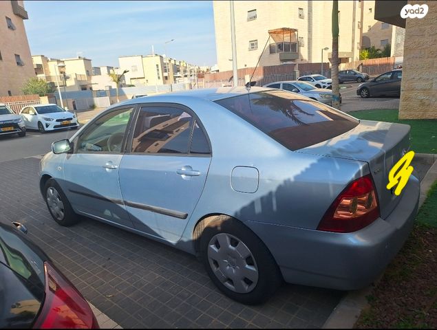טויוטה קורולה