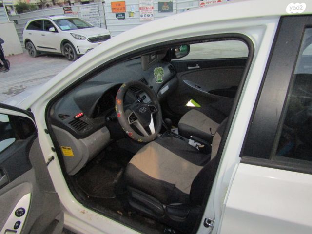 מודעת רכב יונדאי אקסנט i25