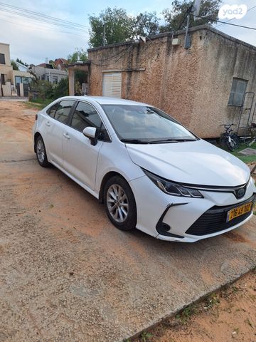 מודעת רכב טויוטה קורולה