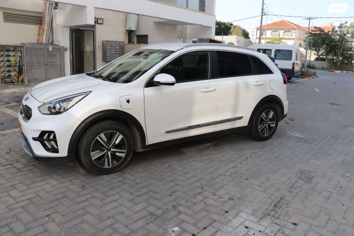 מודעת רכב קיה נירו