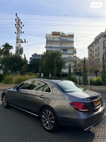 מרצדס-בנץ E-class