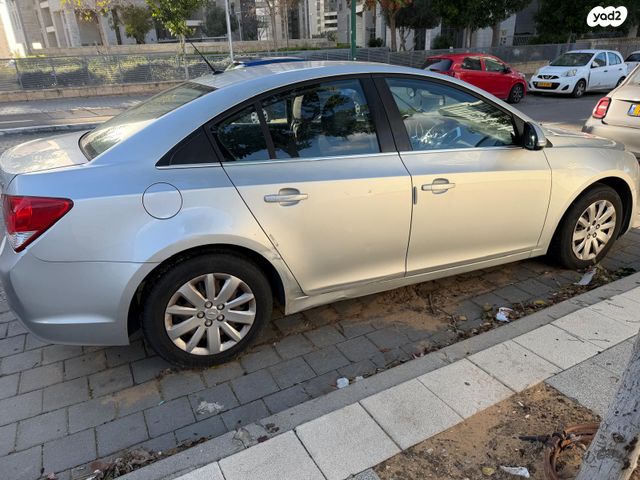 שברולט קרוז