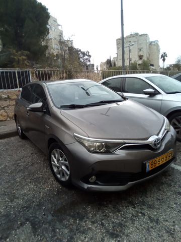 מודעת רכב טויוטה אוריס