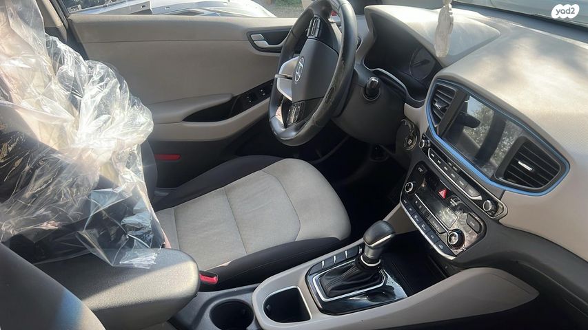 מודעת רכב יונדאי איוניק