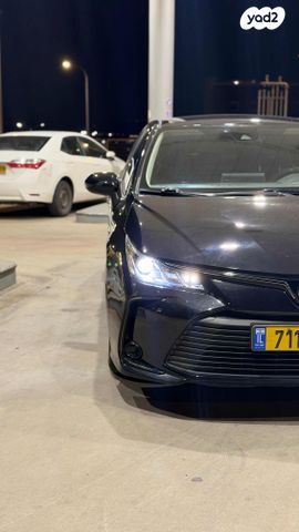 טויוטה קורולה