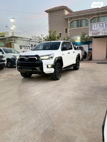 טויוטה היילקס