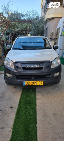 איסוזו די-מקס