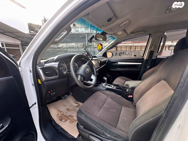 מודעת רכב טויוטה היילקס