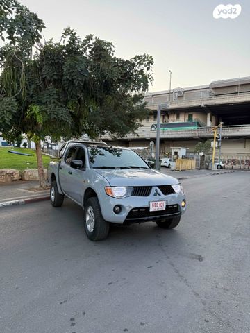 מיצובישי טרייטון / L200