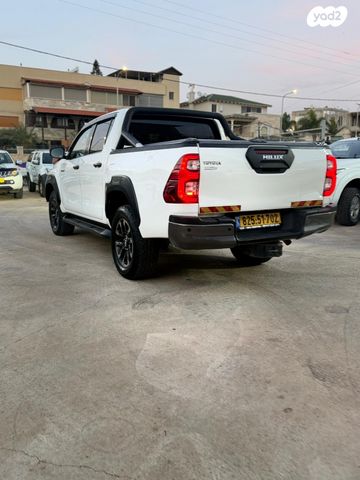 טויוטה היילקס