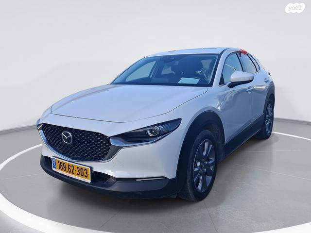מודעת רכב מאזדה CX-30