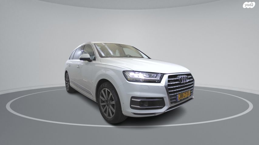 אאודי Q7