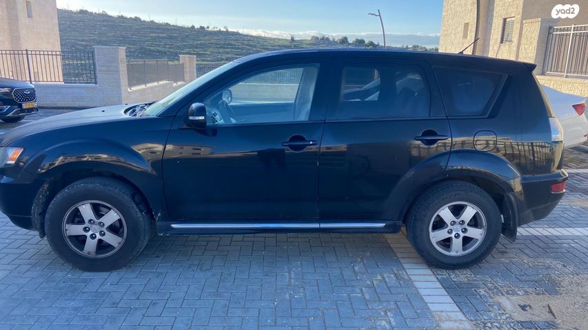 מיצובישי אאוטלנדר