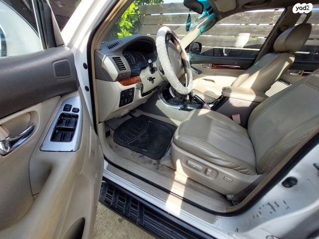 מודעת רכב טויוטה לנד קרוזר