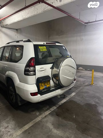 טויוטה לנד קרוזר