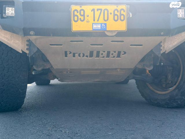 טויוטה לנד קרוזר