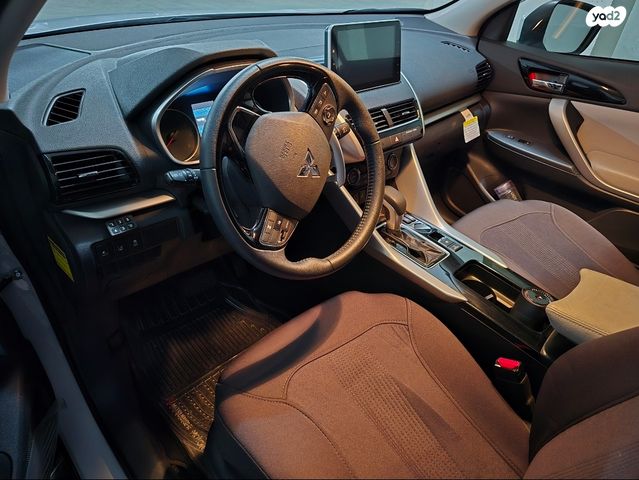 מיצובישי אקליפס קרוס