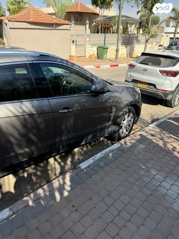 מודעת רכב קאדילק SRX