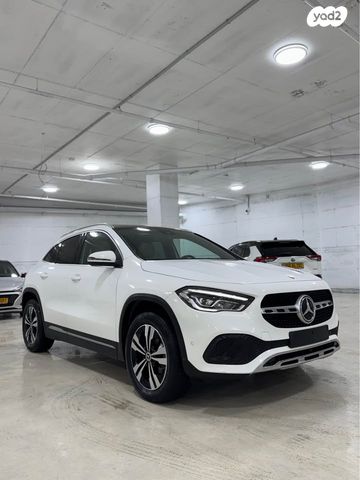 מודעת רכב מרצדס-בנץ GLA 2