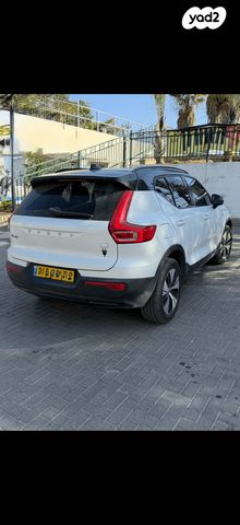 וולוו XC40