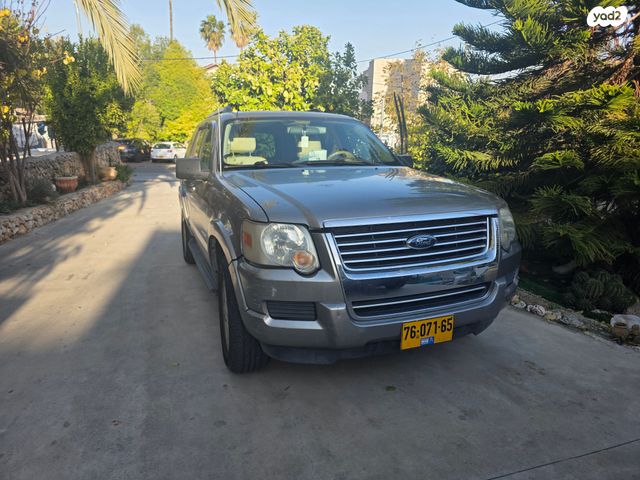 מודעת רכב פורד אקספלורר