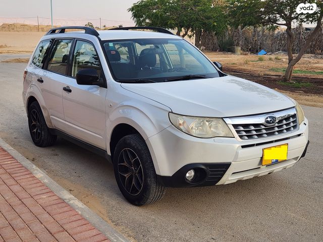 סובארו פורסטר