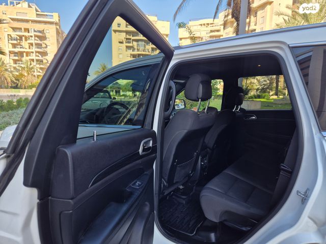 ג'יפ גרנד צ'ירוקי