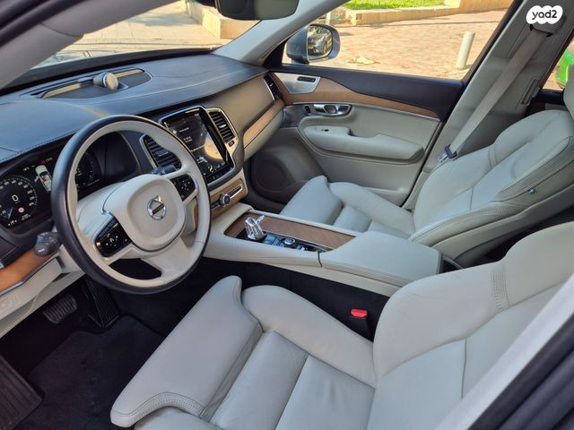 וולוו XC90
